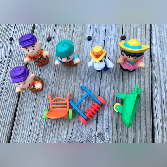 Lot PEANUTS Snoopy Vinyl Happy Meal Toys Carts Handtruck Collectible Toy Figures - Picture 2 of 5